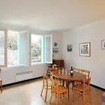 Σπίτι διακοπών 2 Bedroom In Κολιούρ