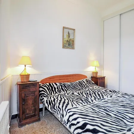 Σπίτι διακοπών 2 Bedroom In *
